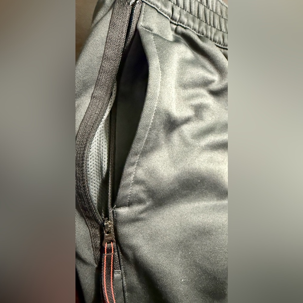 Nike Youth Large Dark Gray Black Jogger Pants Orange Swoosh Athletic - Picture 10 of 13